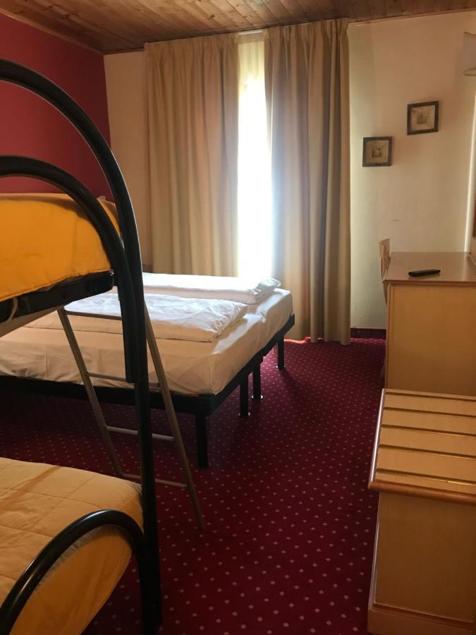 Hotel Bellavista ポンテ・ディ・レーニョ エクステリア 写真
