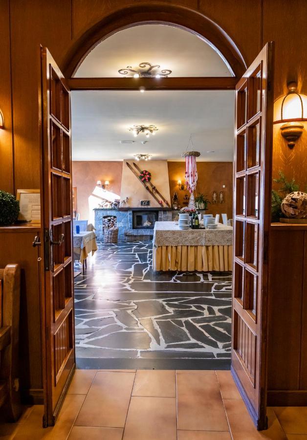 Hotel Bellavista ポンテ・ディ・レーニョ エクステリア 写真