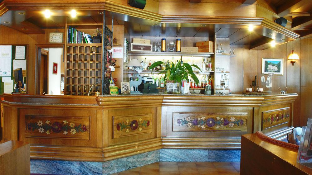 Hotel Bellavista ポンテ・ディ・レーニョ エクステリア 写真