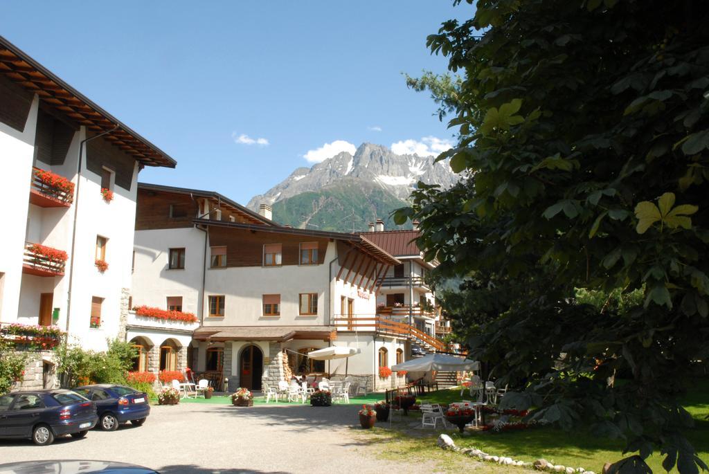 Hotel Bellavista ポンテ・ディ・レーニョ エクステリア 写真