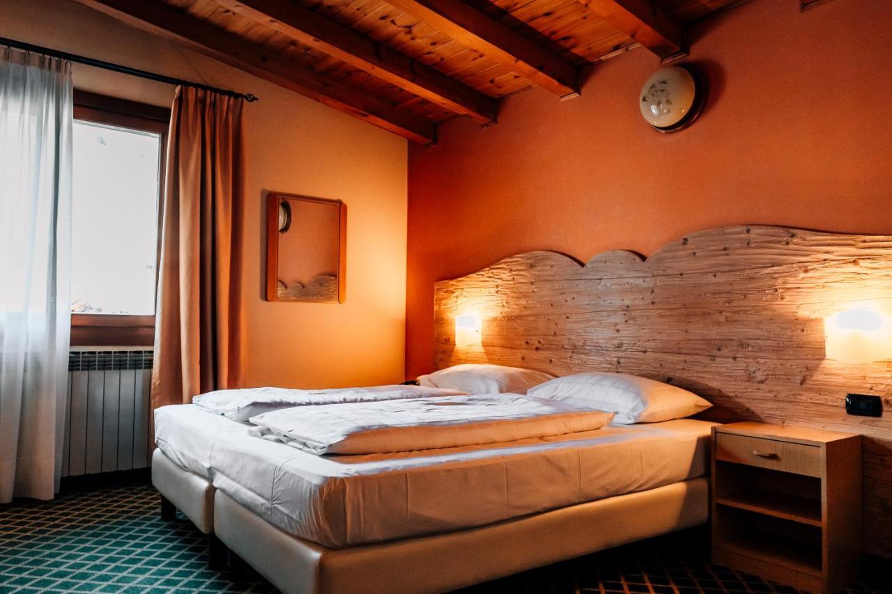 Hotel Bellavista ポンテ・ディ・レーニョ エクステリア 写真