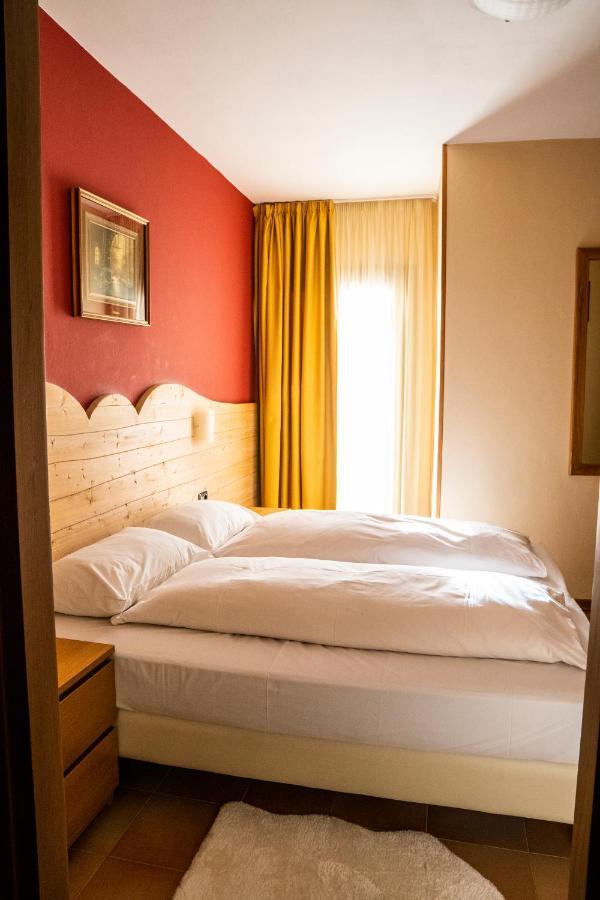 Hotel Bellavista ポンテ・ディ・レーニョ エクステリア 写真