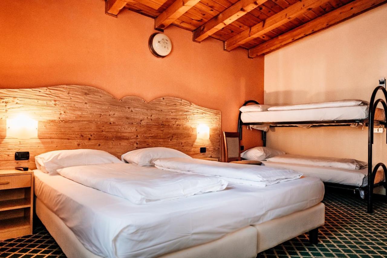 Hotel Bellavista ポンテ・ディ・レーニョ エクステリア 写真